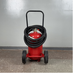 Вогнегасник ВП-25 порошковий пересувний