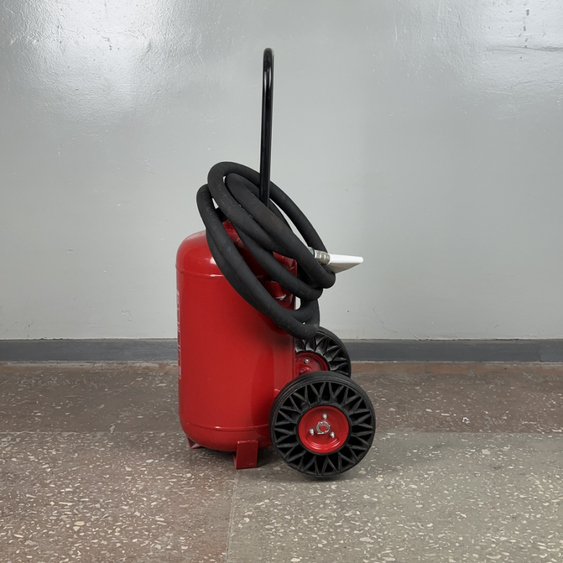 Вогнегасник ВП-25 порошковий пересувний