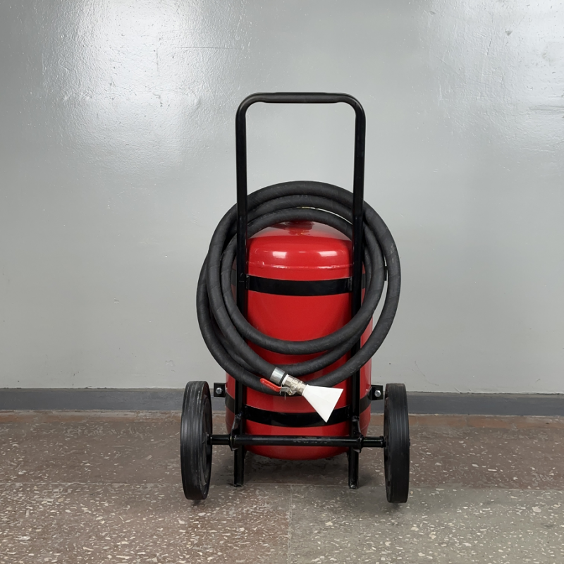 Вогнегасник ВП-50 порошковий пересувний