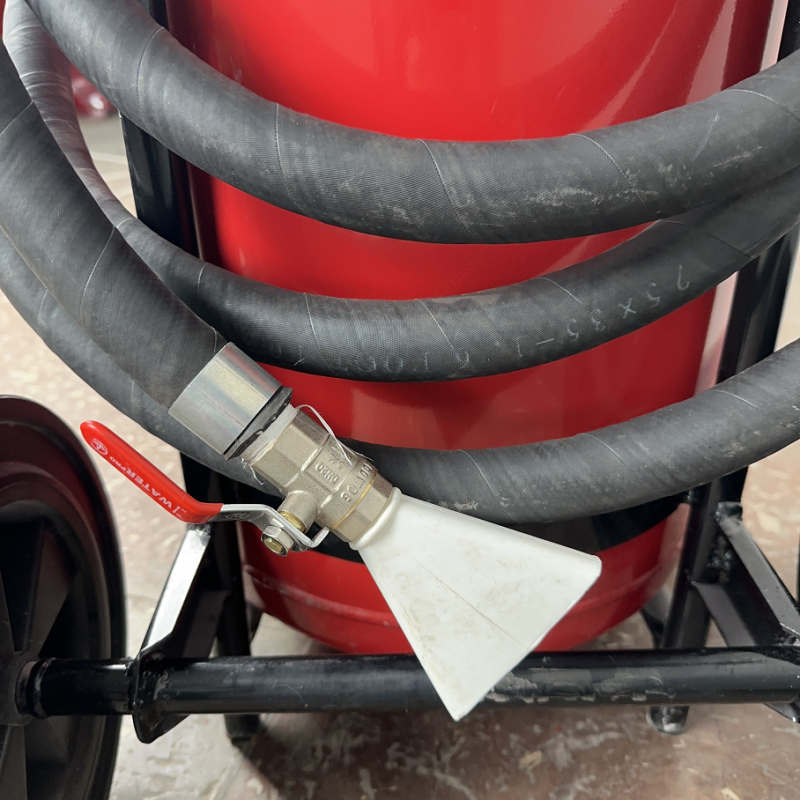 Вогнегасник ВП-50 порошковий пересувний