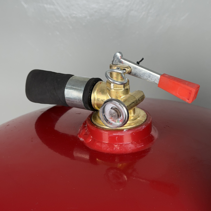 Вогнегасник ВП-100 пересувний